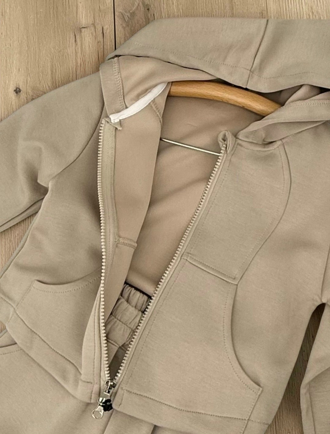 спортивный костюм для девочки,толстовка и брюки,одежда для детей,спортивные костюм,костюм для девочек