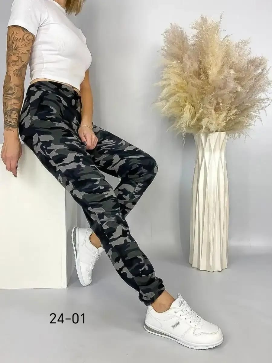 брюки карго камуфляж женские,джоггеры женские камуфляжные,женские камуфляжные брюки-карго с высокой талией,камуфляжные лосины женские,камуфляжные штаны