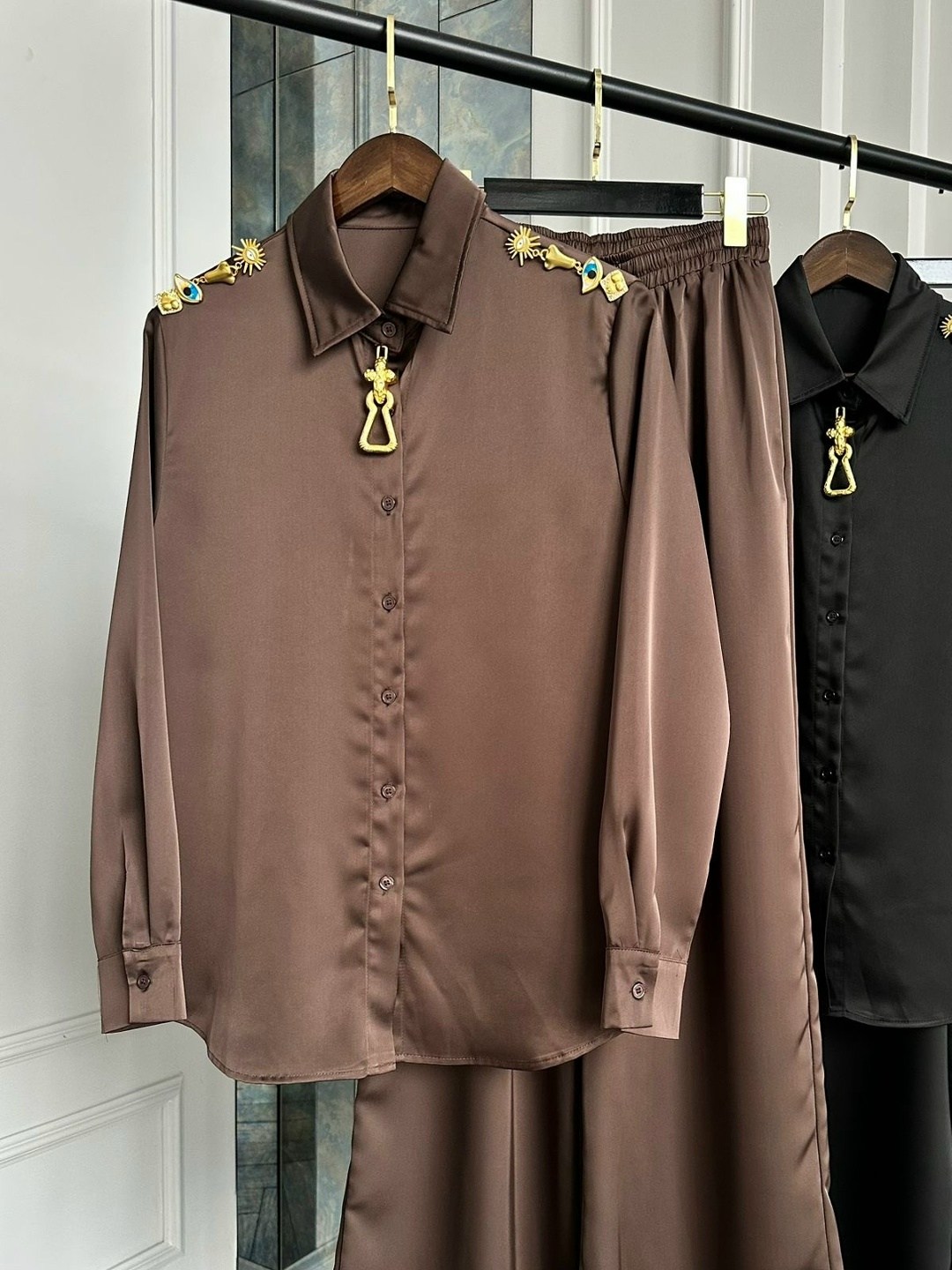 брючный костюм,шелковый костюм,шелковый брючный костюм,костюм с брюками,костюм классический