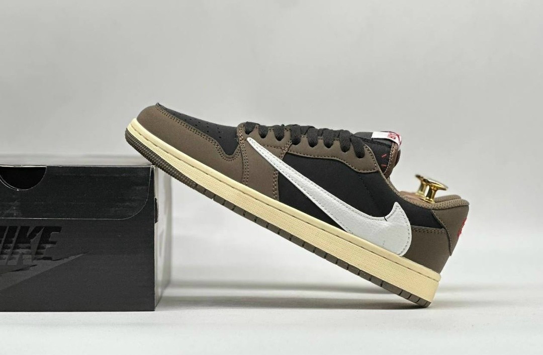 nike air jordan 1 low travis scott,air jordan 1 low travis scott,nike air jordan 1 low x travis scott,кроссовки nike air jordan 1 low x travis scott,nike air jordan 1 retro low og sp travis scott