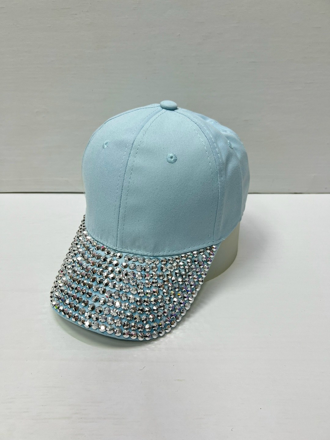 кепка со стразами,женская бейсболка со стразами,бейсболка со стразами,бейсболки женские,бейсболка для женщин