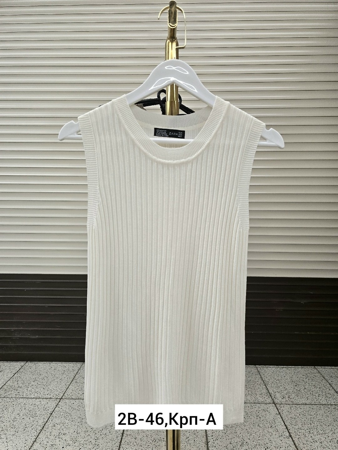 жилетка женская,вязаная жилетка,женский вязаный жилет,кофта женская,трикотажный жилет