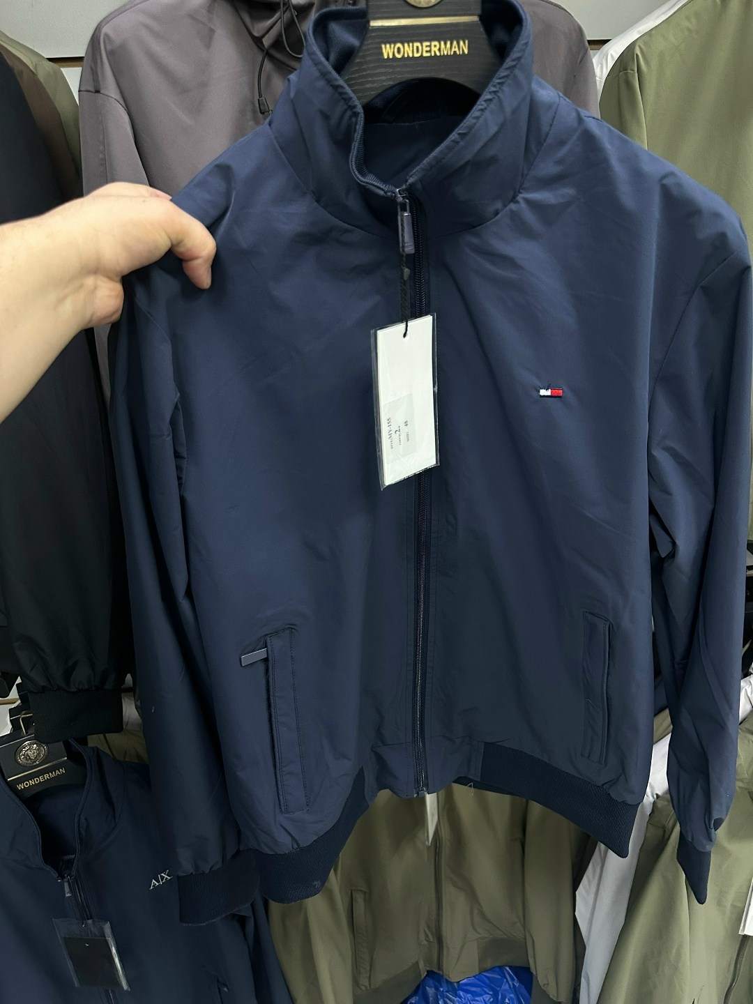 tommy hilfiger куртка мужская,куртка бомбер tommy hilfiger,куртка бомбер,бомбер томми хилфигер мужской,куртка tommy hilfiger