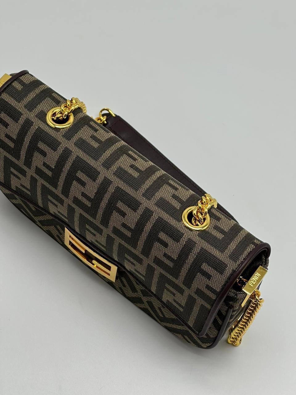 сумка fendi,женская сумка fendi,fendi сумка на плечо,сумка фенди,fendi сумка багет