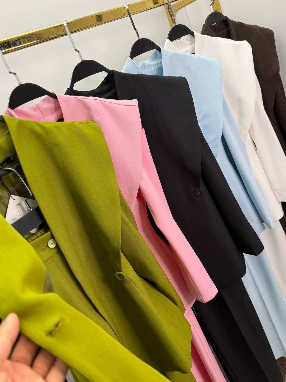 брючный костюм женский стрит стайл,модные брючные костюмы,элегантный брючный костюм,брючные костюмы женские,костюм с брюками