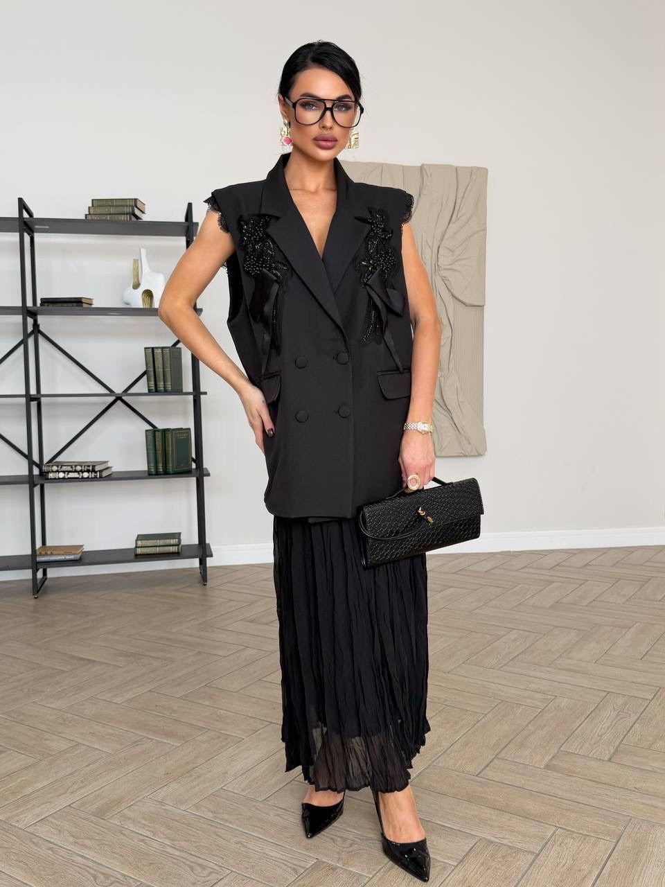 жилет классический,женский жилет,жилетка женская,жилет женский прямого кроя black charutti,жилет