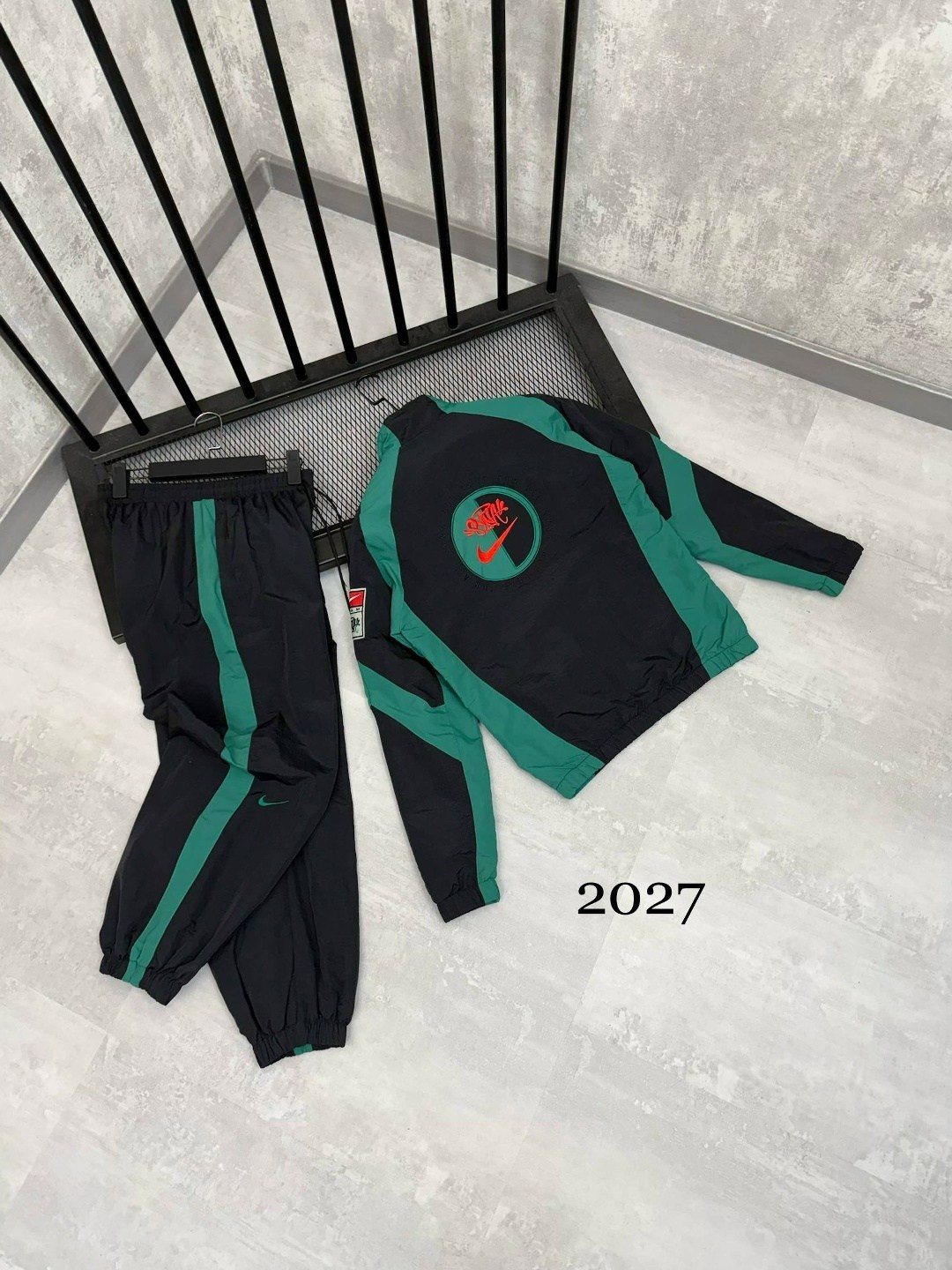 спортивный костюм adidas 90х,спортивный костюм adidas,мужской спортивный костюм adidas в стиле 90-х,спортивный костюм reebok в стиле 90 х,спортивный костюм adidas в стиле 90