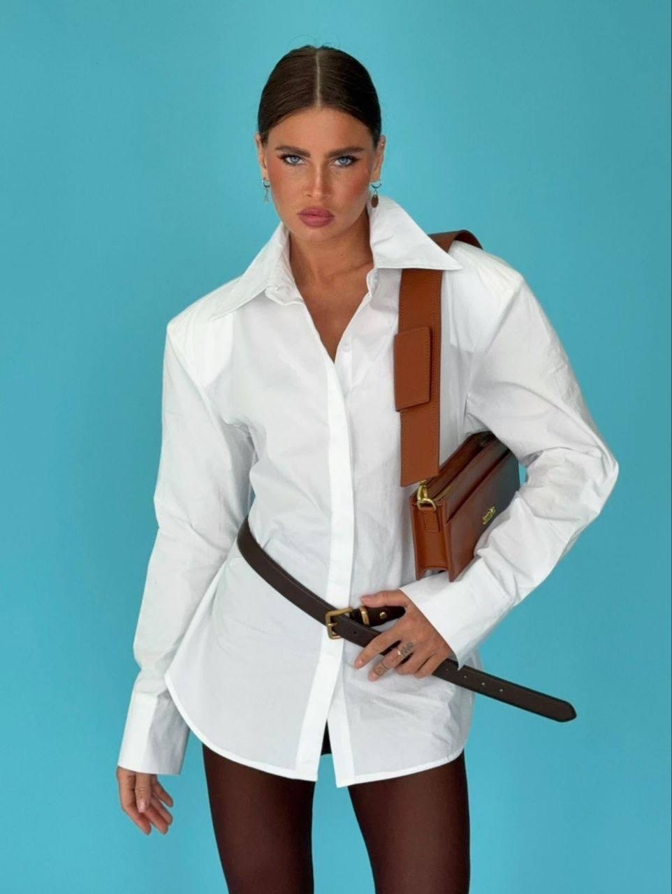 белая рубашка женская,рубашка женская,удлиненная рубашка с поясом,девушка в белой рубашке,рубашка