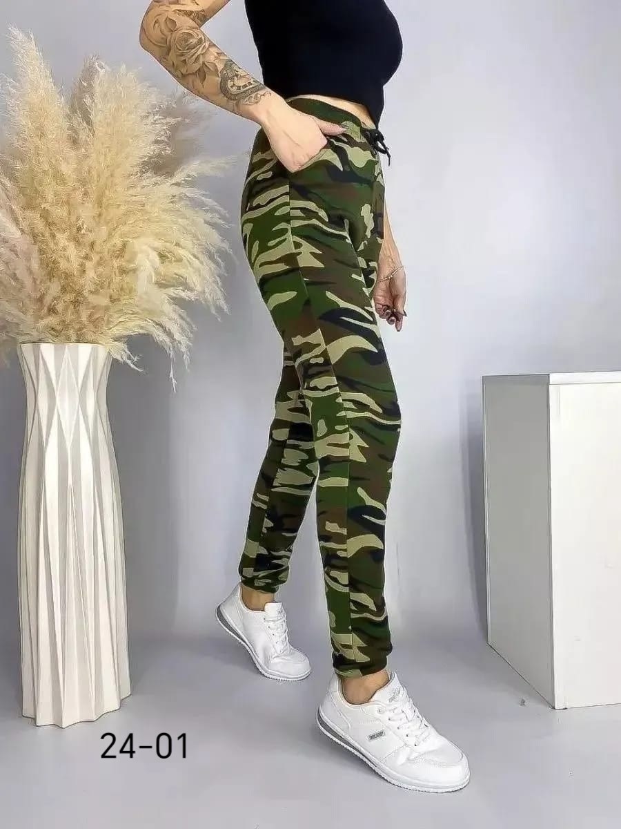 брюки карго камуфляж женские,джоггеры женские камуфляжные,женские камуфляжные брюки-карго с высокой талией,камуфляжные лосины женские,камуфляжные штаны
