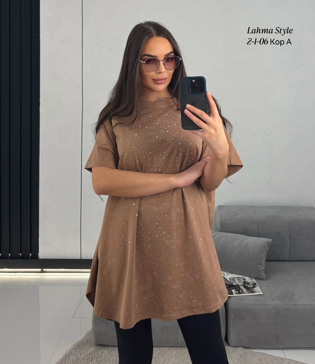 женская футболка,женская футболка со стразами оверсайз emysamy,футболка женская со стразами,футболка со стразами,футболка женская варенка оверсайз со стразами