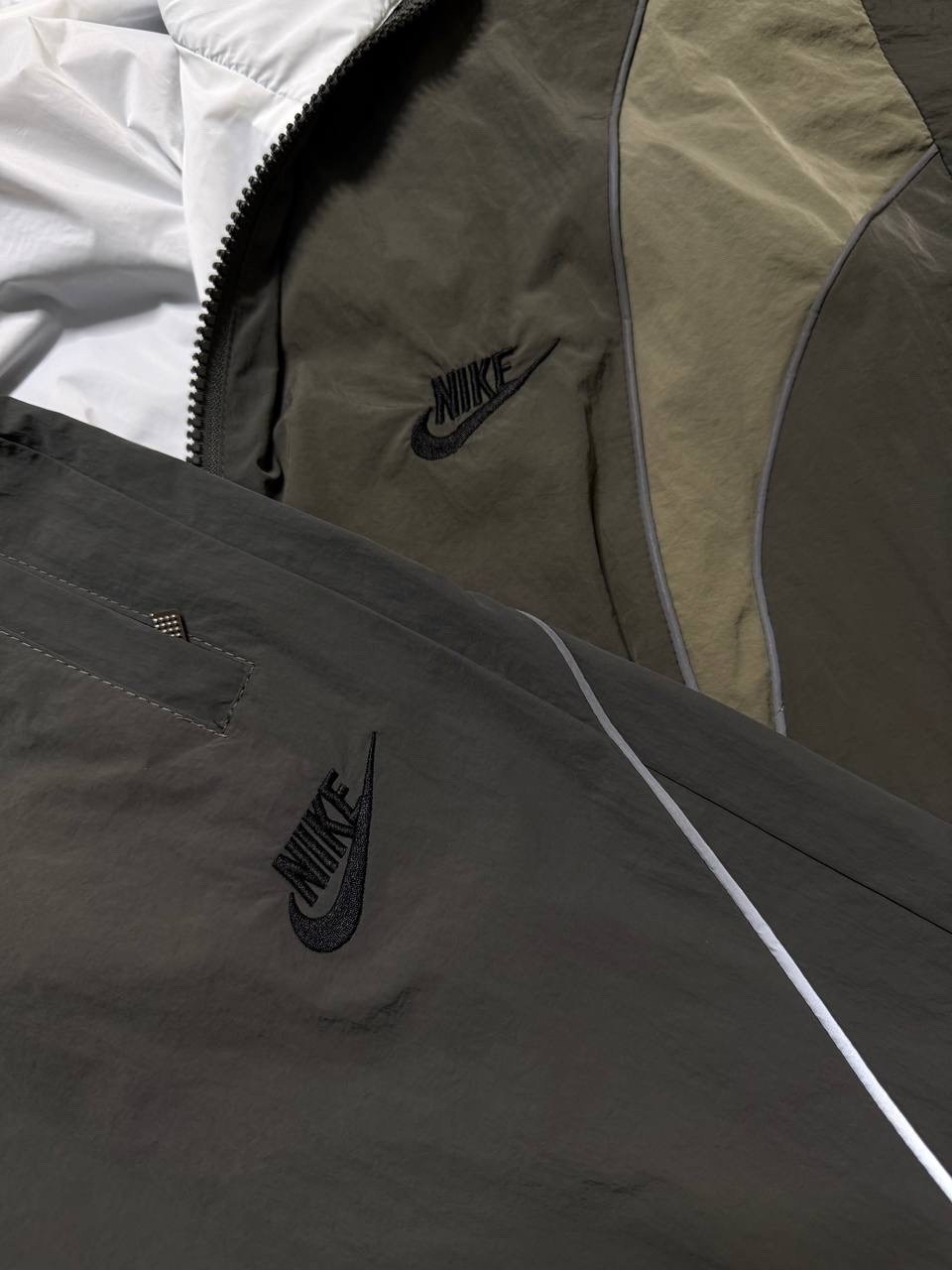 спортивный костюм nike,спортивный костюм плащевка мужской,спортивные костюмы мужские,мужской спортивный костюм nike,в спортивном костюме