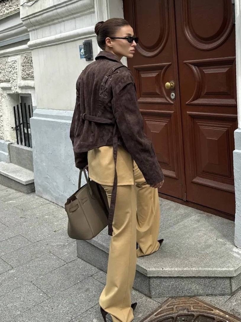 куртка замшевая женская,замшевая куртка,элегантная женская замшевая куртка с поясом,классическая коричневая замшевая женская куртка с поясом,женская замшевая куртка baomyzhuo