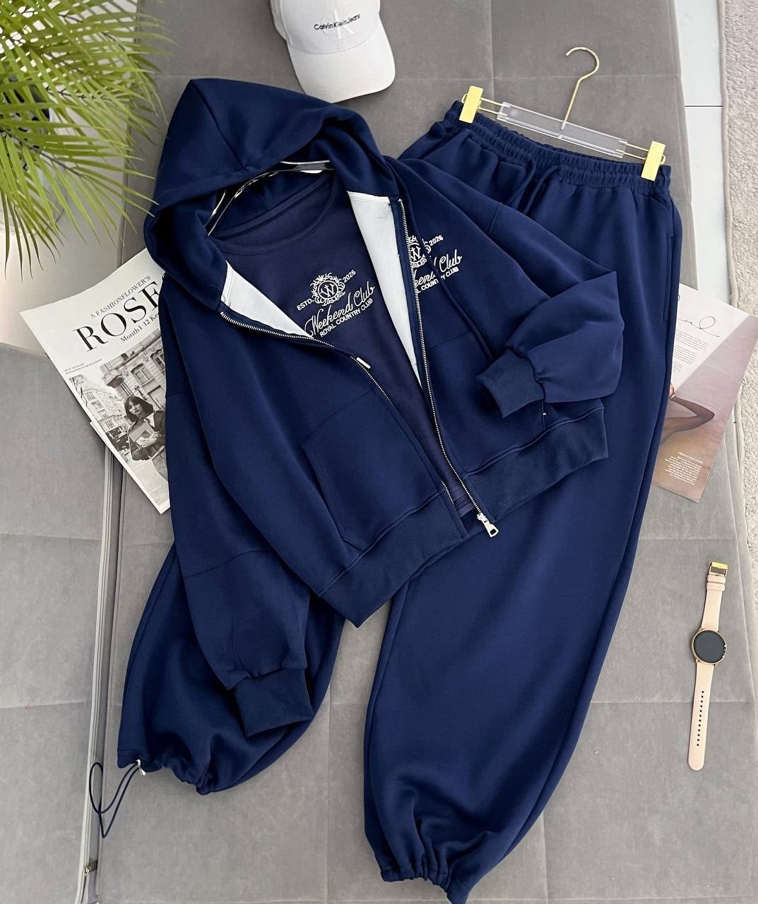 костюм женский,женский красный костюм miu miu,стильный спортивный костюм двойка miu miu,спортивный костюм,костюм красный