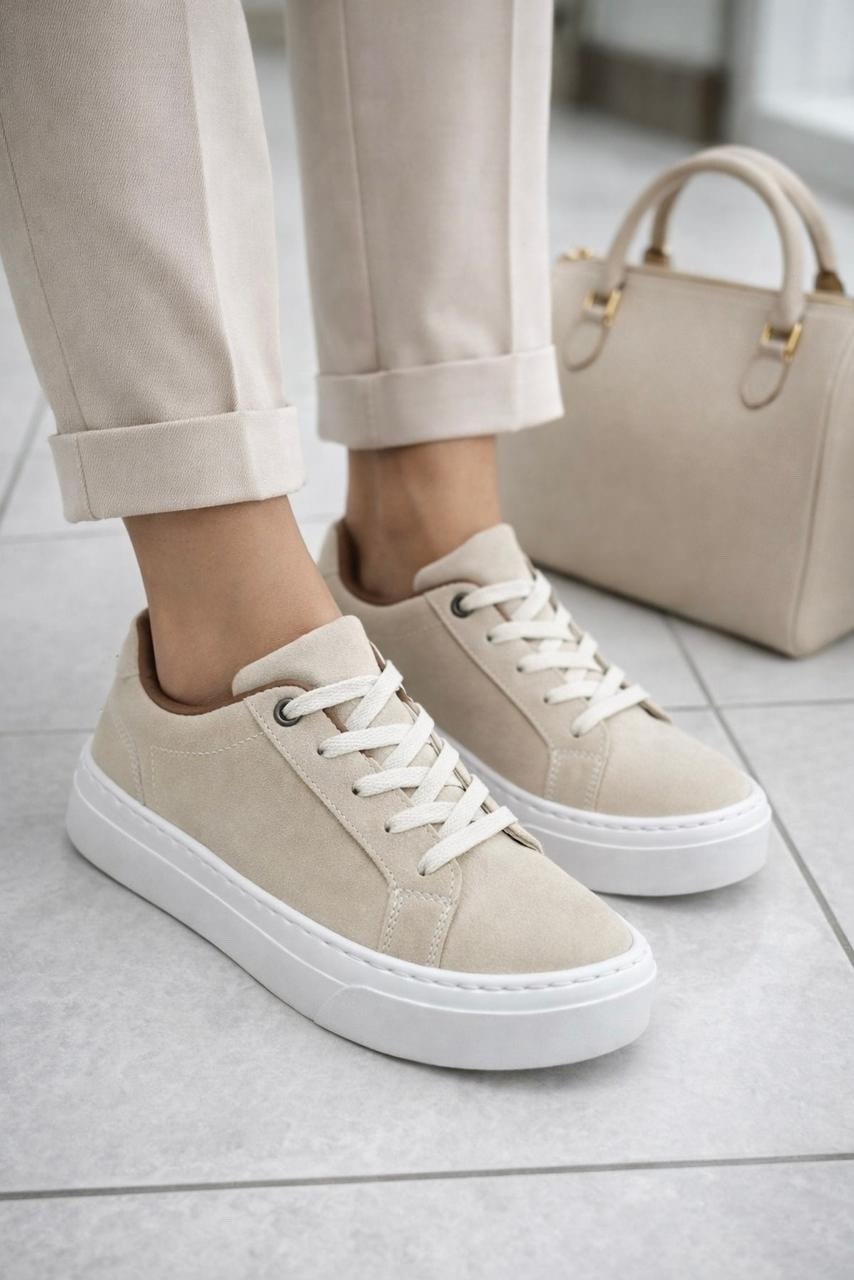 ,бежевые кеды,бежевые кроссовки,замшевые кеды,замшевые кроссовки