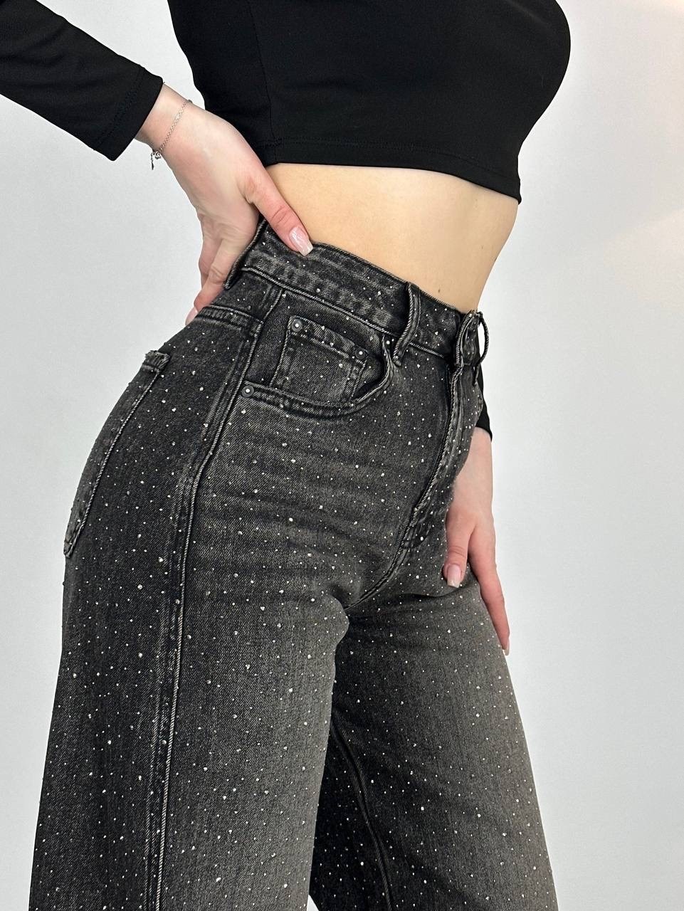 джинсы со стразами,джинсы со стразами в золла,женские джинсы со стразами,широкие джинсы со стразами,джинсы женские zolla 22333710v06199d0 черные