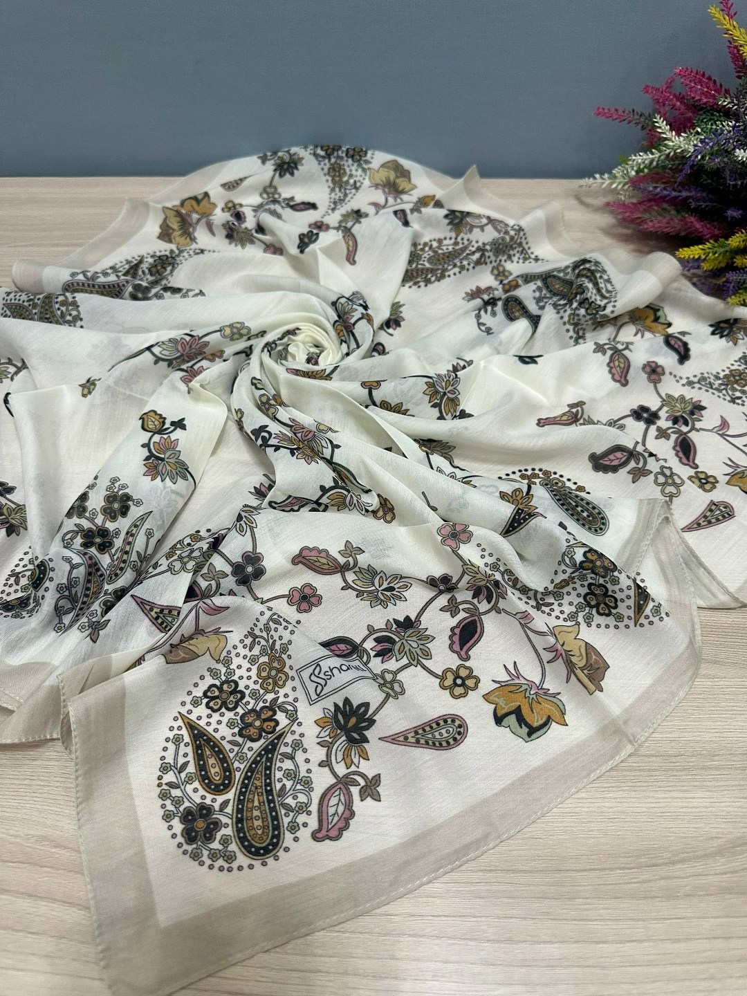 шелковый платок 100х100,платок тонкий,платки женские,платок женский с рисунком,платки шелковые