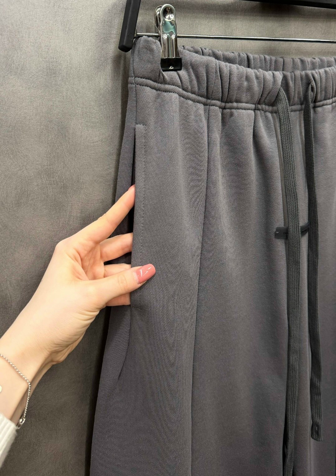 брюки спортивные,штаны спортивные,спортивные брюки мужские,брюки мужские,мужские спортивные штаны