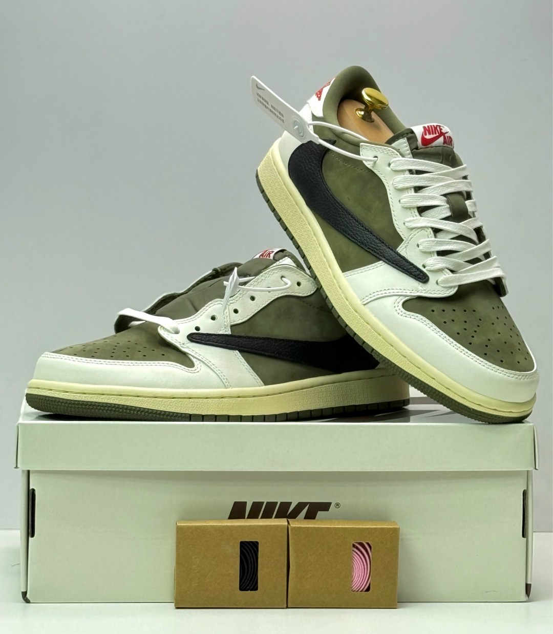 air jordan 1 travis scott olive,air jordan 1 low travis scott olive,nike air jordan 1 low travis scott,кроссовки travis scott x air jordan 1 low,кроссовки nike air jordan 1 golf travis scott neutral o