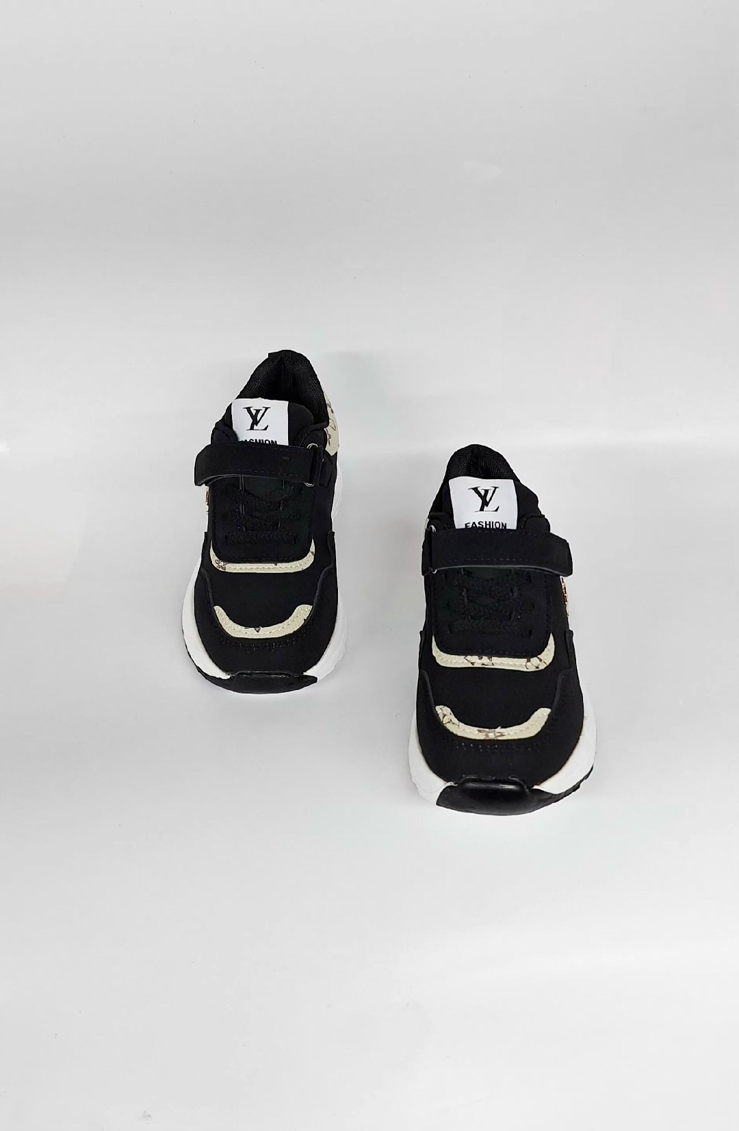 кроссовки луи витон серные,кроссовки louis vuitton,кроссовки,кроссовки луи витон женские,кроссовки луи виттон