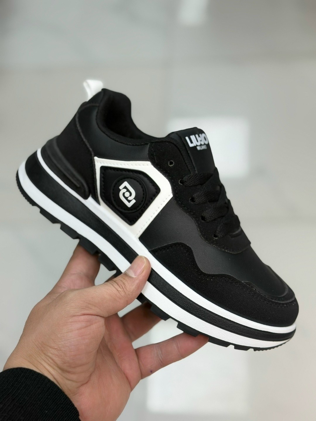 кроссовки женские,кроссовки liu jo,кроссовки эко,кроссовки женские черные,кроссовка