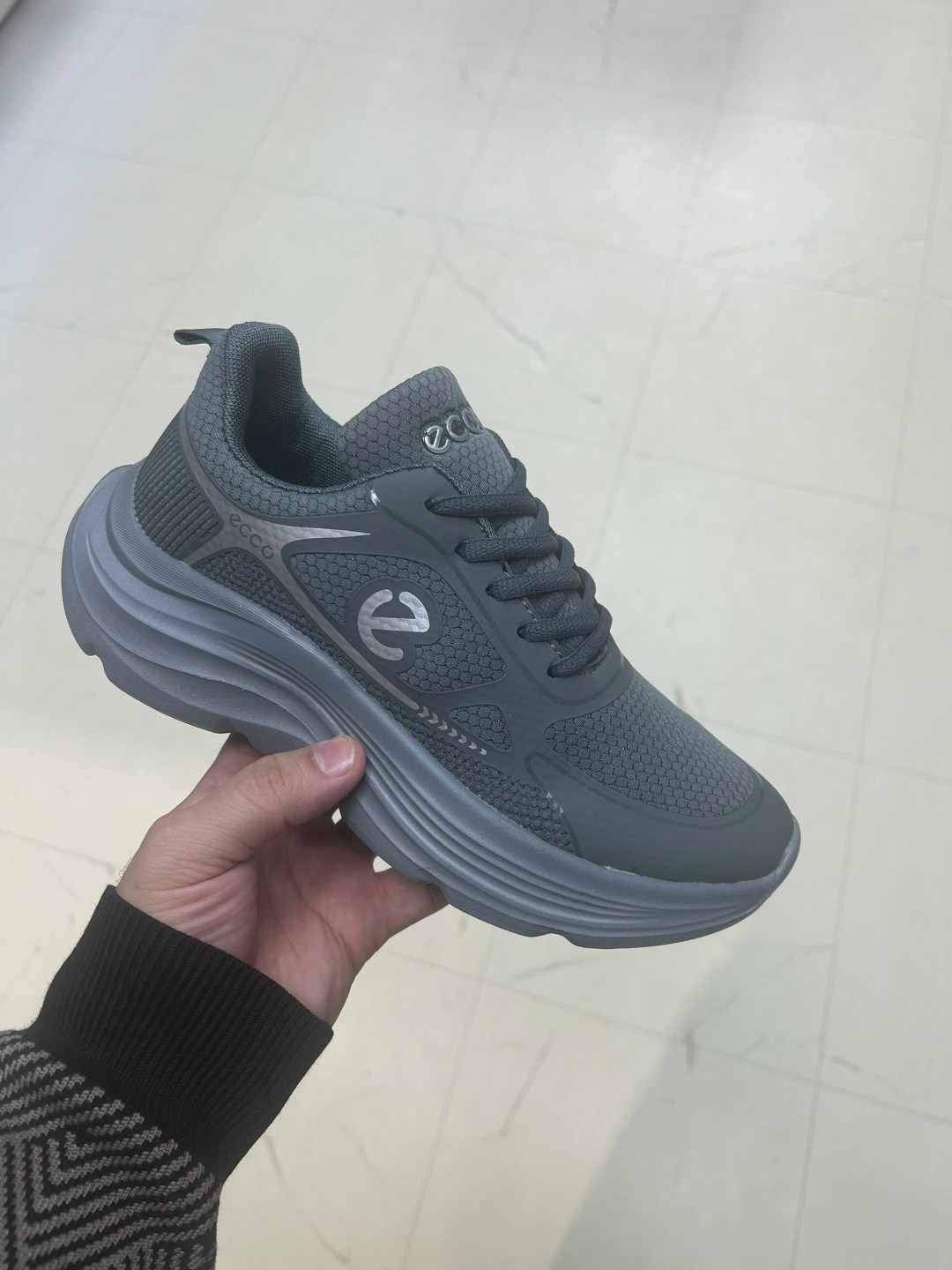 ,кроссовки женскиe,спортивная ,seekf кроссовки производитель,кроссовка