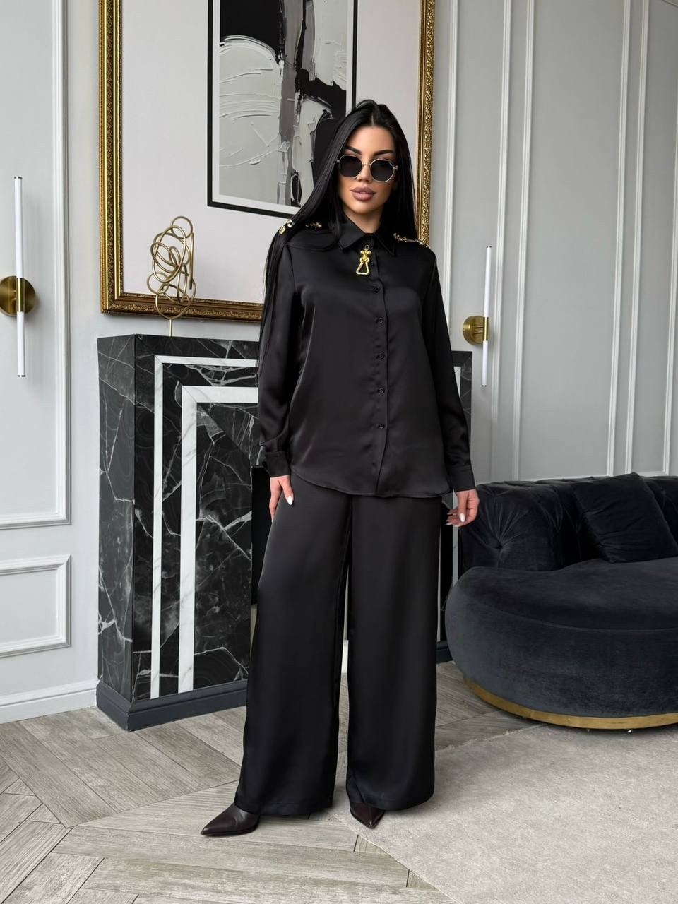 брючный костюм,шелковый брючный костюм,шелковый костюм,черный шелковый костюм в пижамном стиле,костюм с брюками