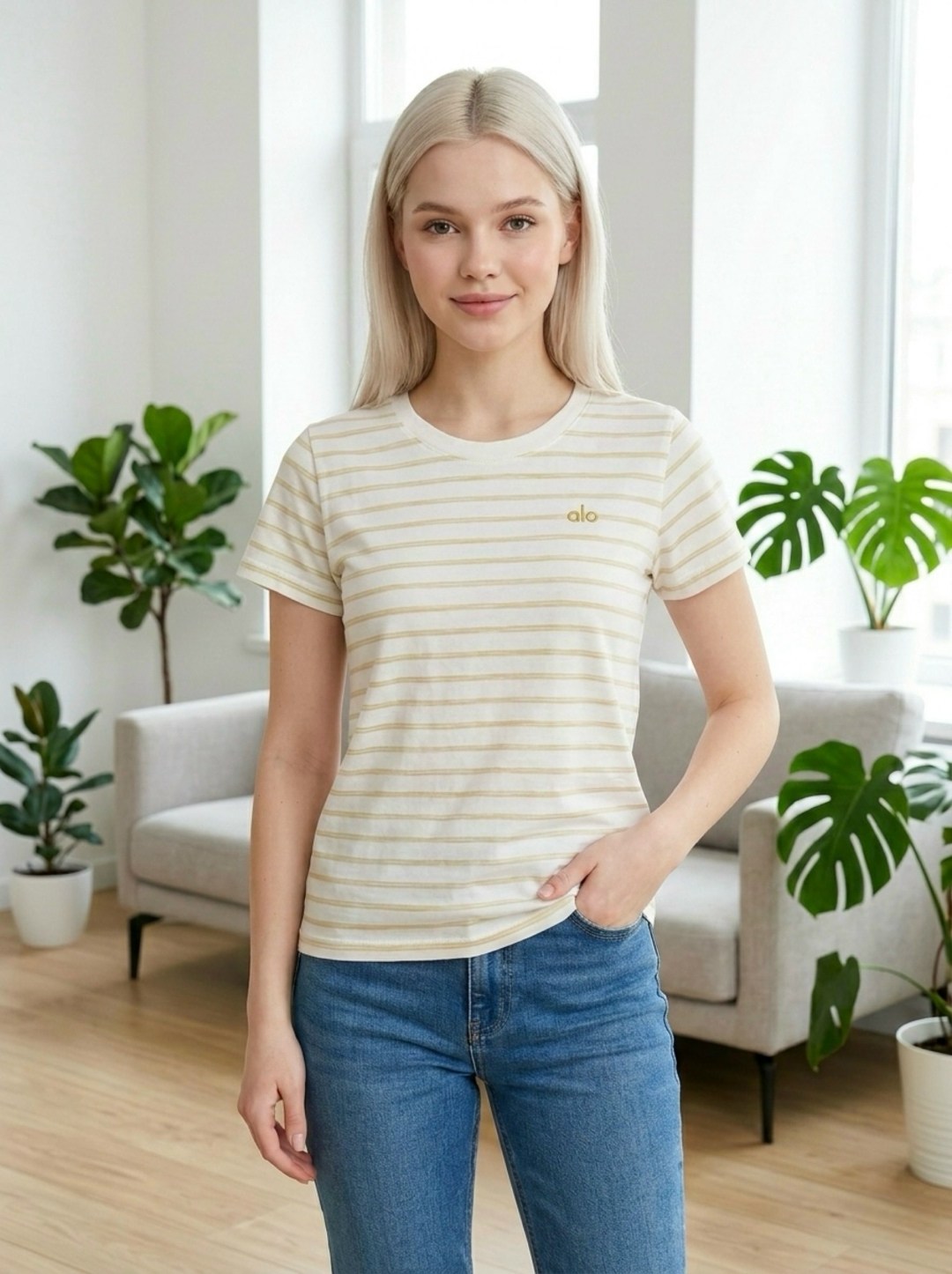 футболка euphoria gloria jeans,женская футболка,футболка в полоску,футболка в бежевую полоску глория джинс,футболка