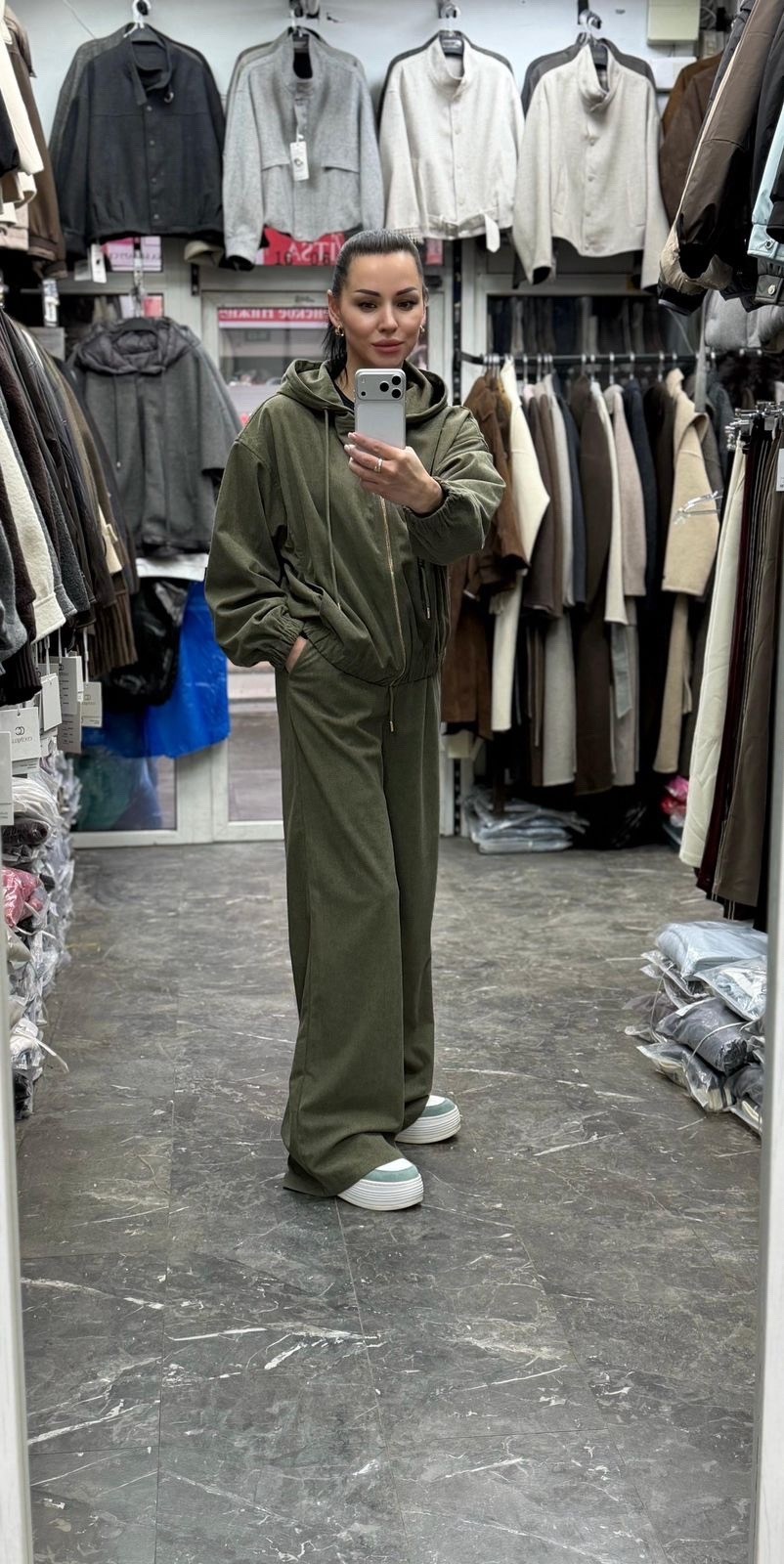 cпортивный костюм велюровый,костюм велюровый,костюм спортивный,велюровые костюмы женские,костюм из велюра