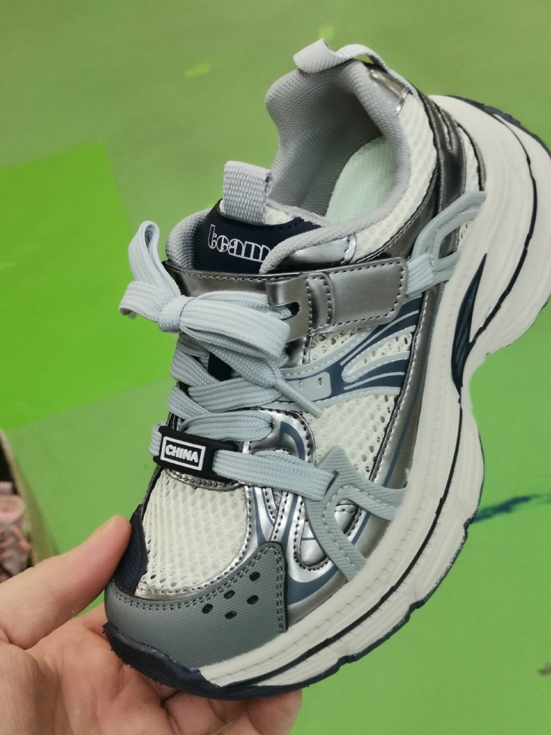 женские кроссовки,кроссовки,детские кроссовки,кроссовка,