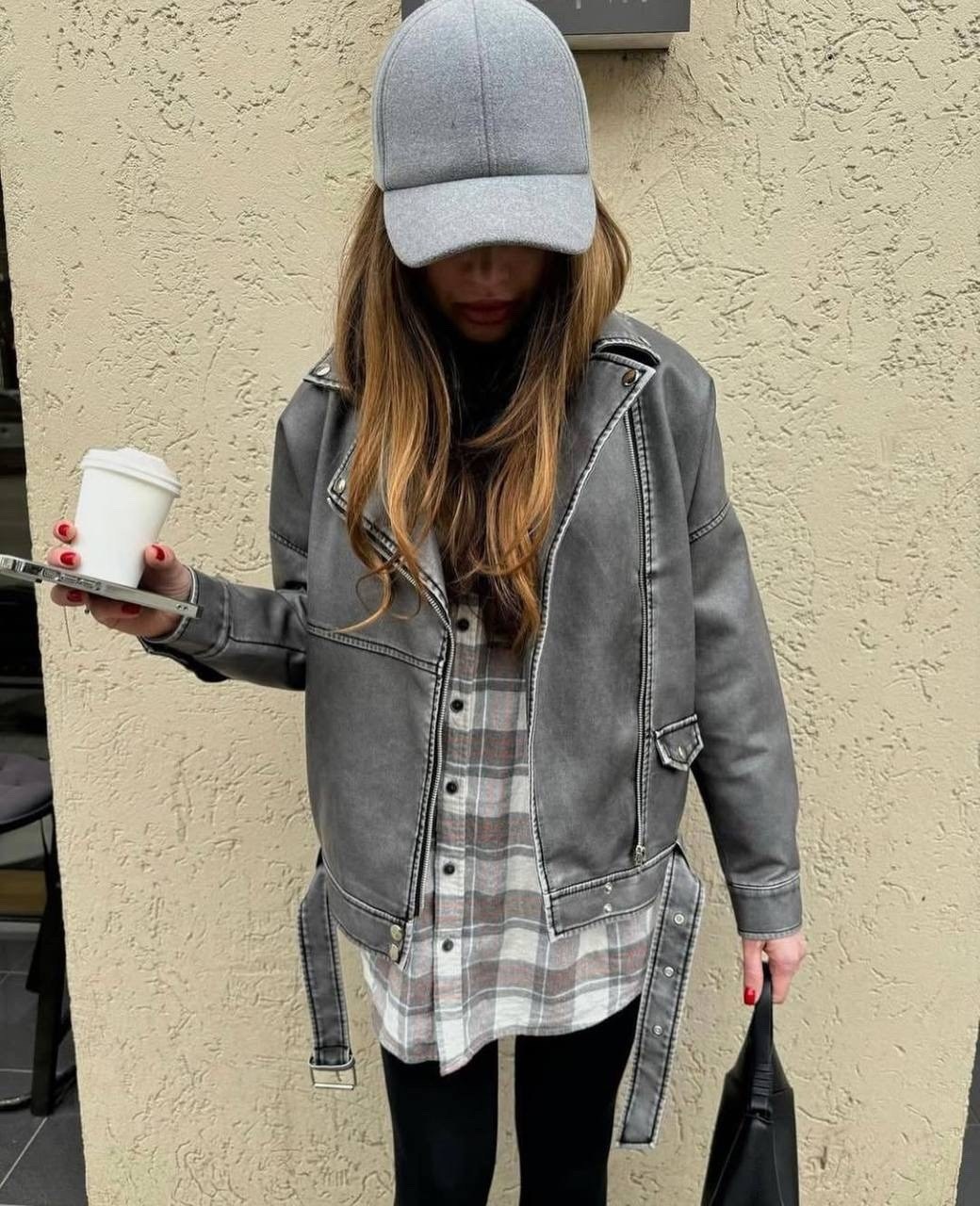 косуха винтажная куртка кожаная oversize серая monyken,косуха куртка,косуха серая винтажная куртка кожаная оверсайз aftfbasic,косуха винтажная кожаная куртка серая оверсайз mony,кожаная куртка косуха