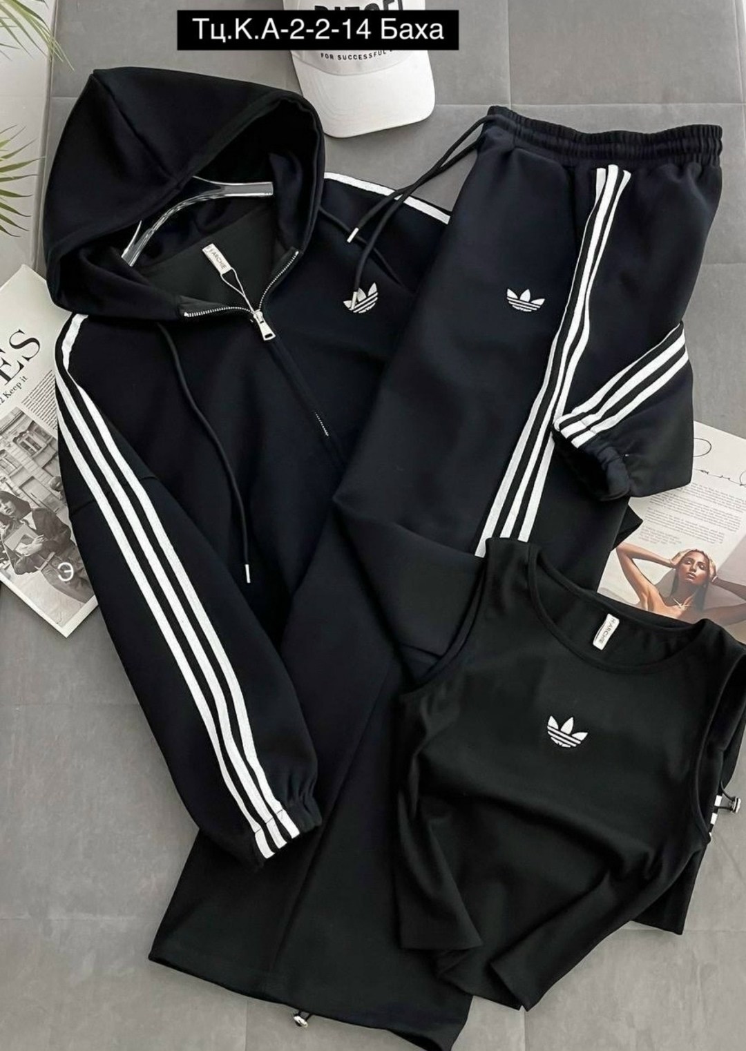 спортивный костюм адидас красный женский,спортивный костюм adidas,адидас спортивный костюм,костюм спортивный женский adidas,адидас костюм женский