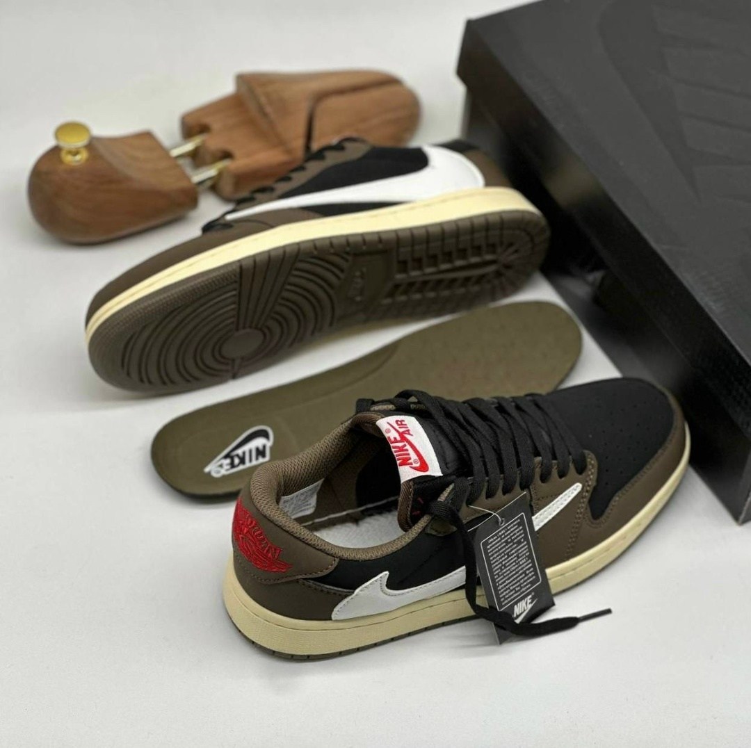 nike air jordan 1 low travis scott,air jordan 1 low travis scott,nike air jordan 1 low x travis scott,кроссовки nike air jordan 1 low x travis scott,nike air jordan 1 retro low og sp travis scott