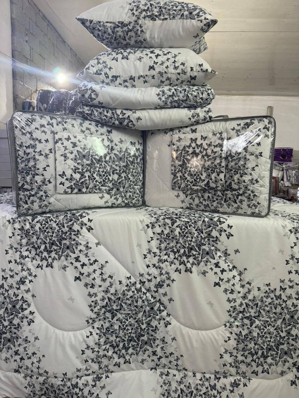 комплект постельного белья с одеялом miss mari,комплект постельного белья с одеялом,комплект постельного белья с одеялом candies евро хлопок перья,комплект с одеялом,постельное белье с одеялом сатин