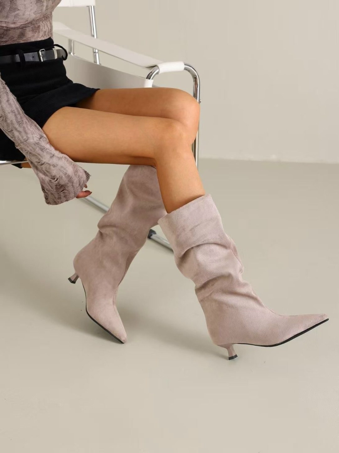 женские сапоги,замшевые сапоги,,элегантные сапоги,высокие сапоги