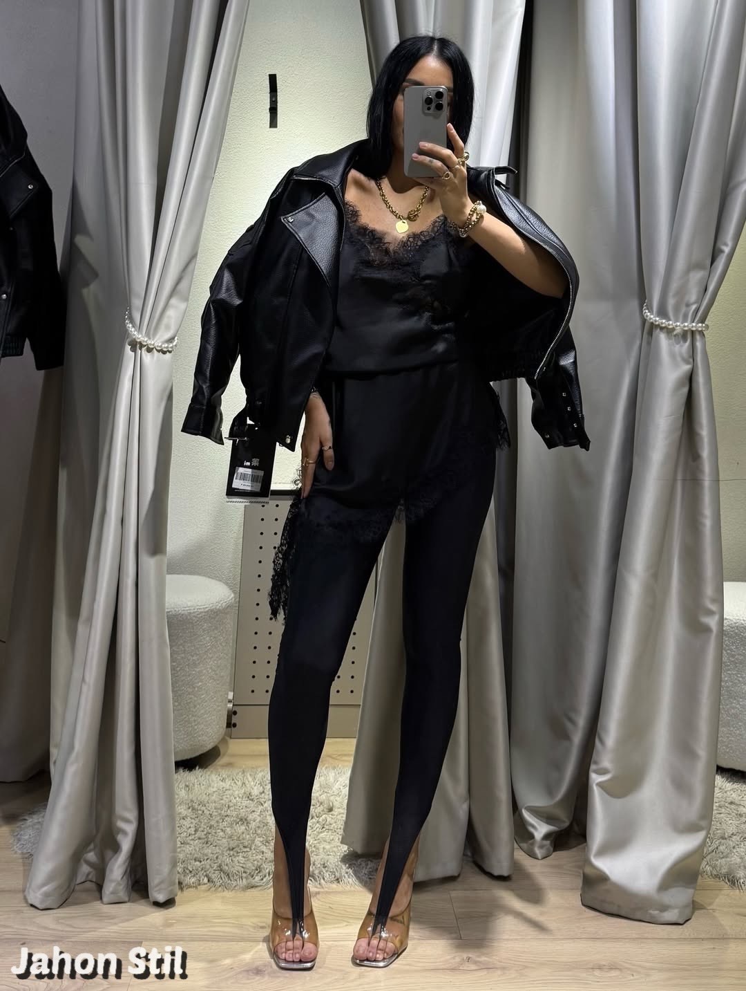 атласное платье,кружевное платье,стильные наряды,мини платье