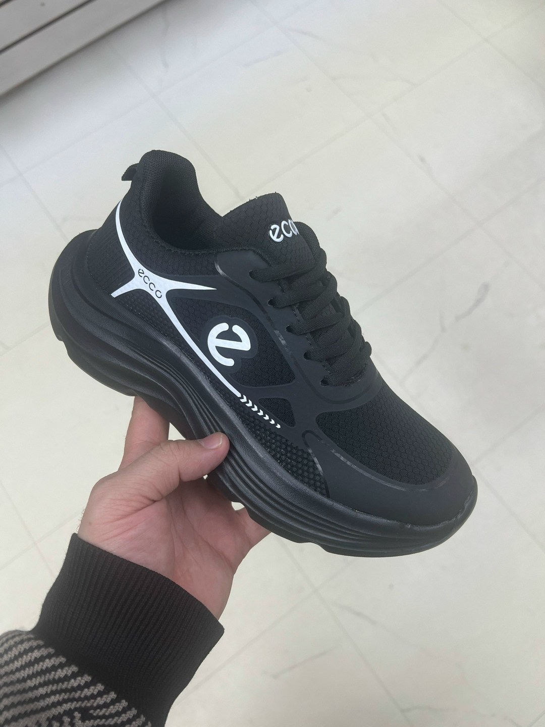 ,кроссовки женскиe,спортивная ,seekf кроссовки производитель,кроссовка