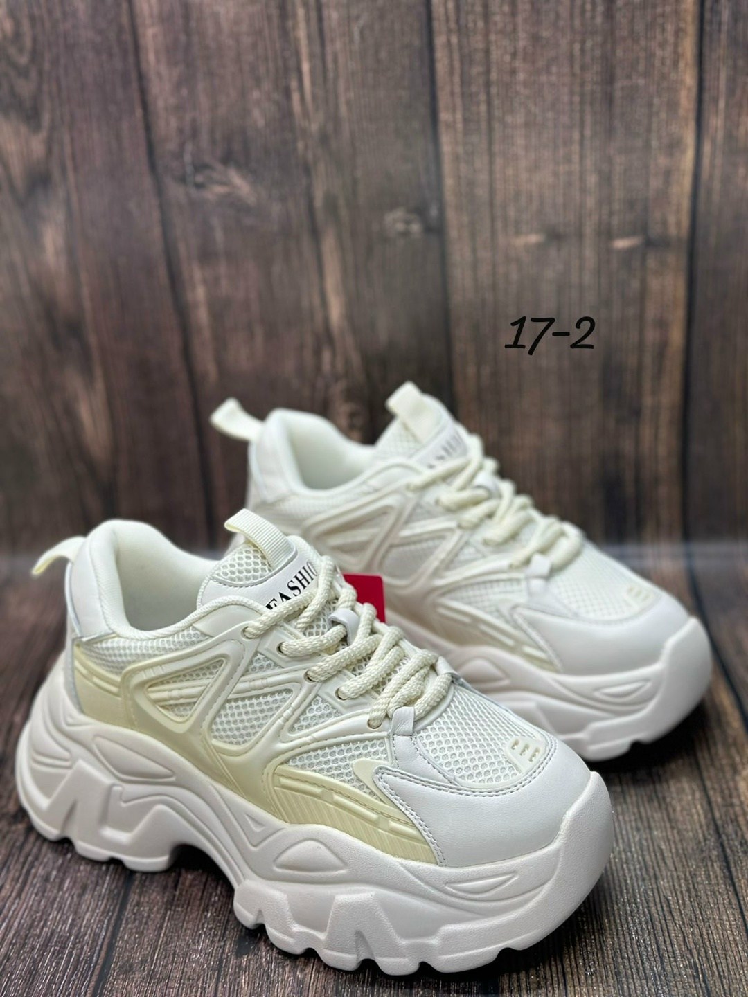 кроссовки женскиe,женские массивные кроссовки,кроссовки модные,массивные кроссовки,кроссовки для женщин