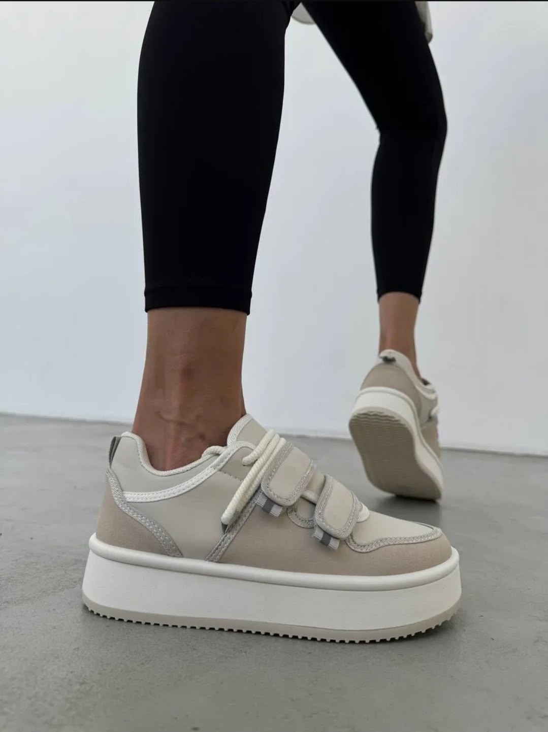 ,женские кроссовки на липучках,белые кеды экко на липучке,кроссовки на липучках,кроссовки женскиe