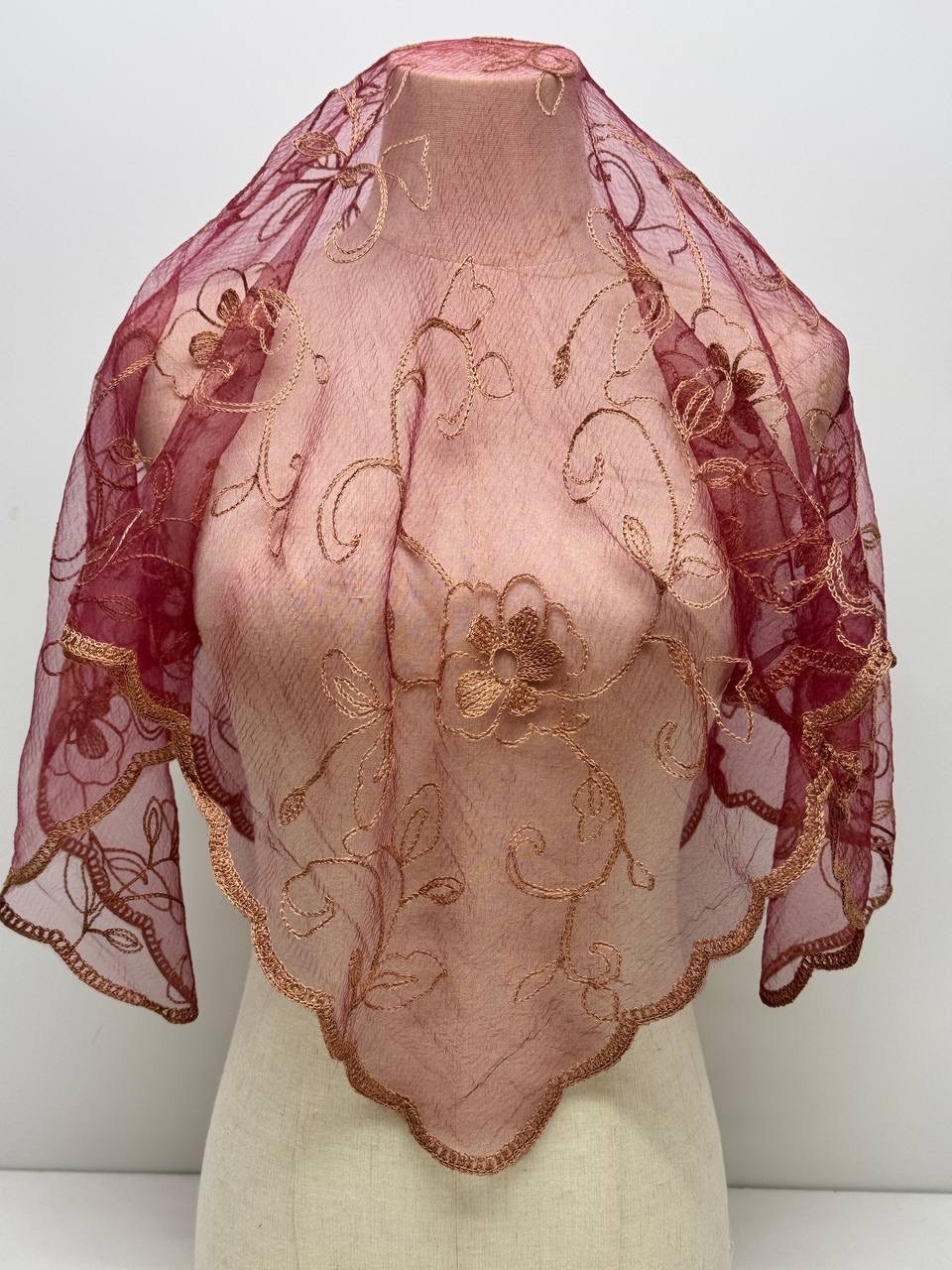 кружевной шарф,кружевной платок,шарф с цветочной вышивкой,ажурный шарф,женский шелковый шарф