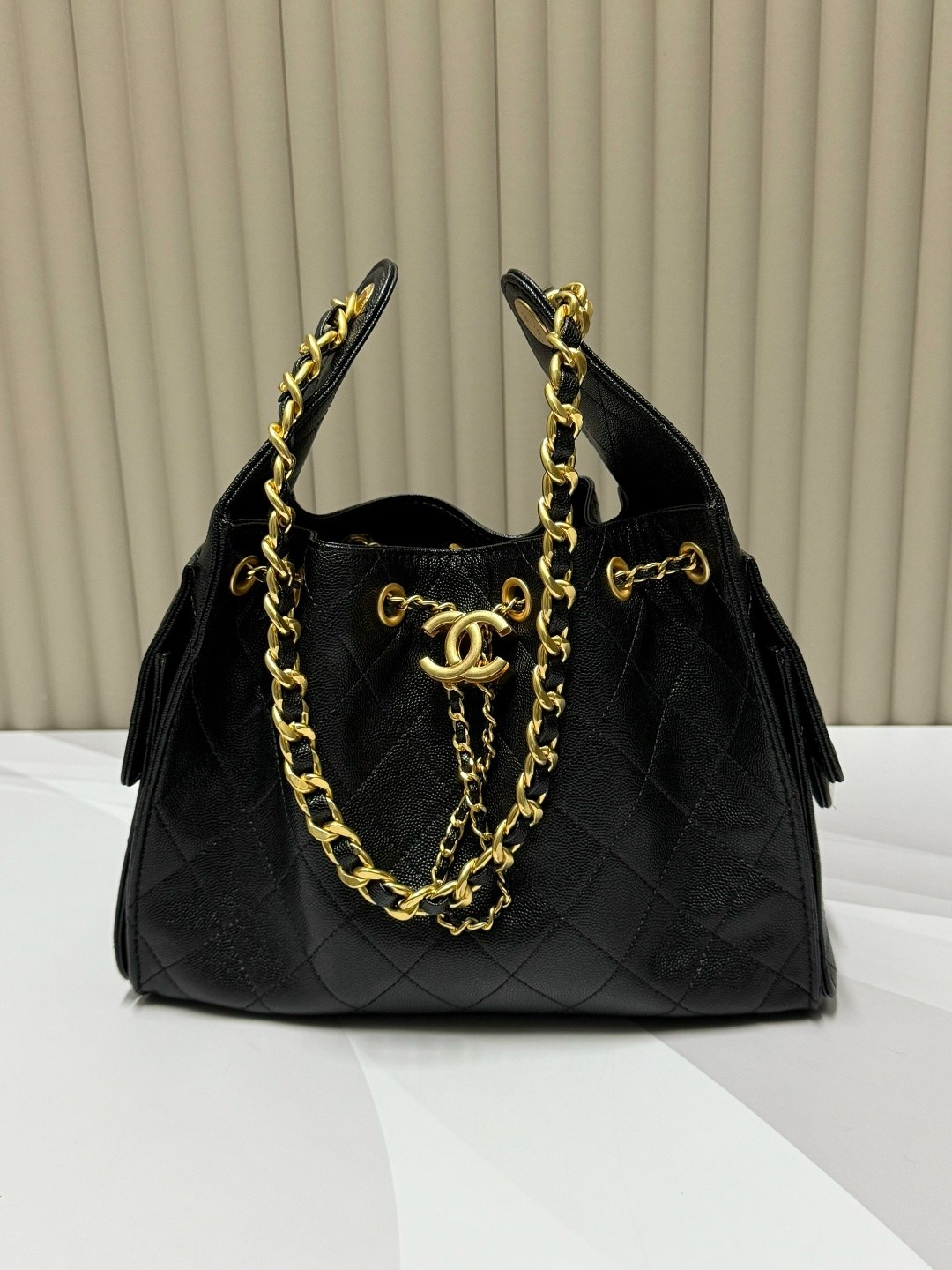 сумка chanel,сумка шанель,сумка из натуральной кожи chanel 520698291,женская черная кожаная сумка chanel 25 small,женская большая сумка с принтом chanel