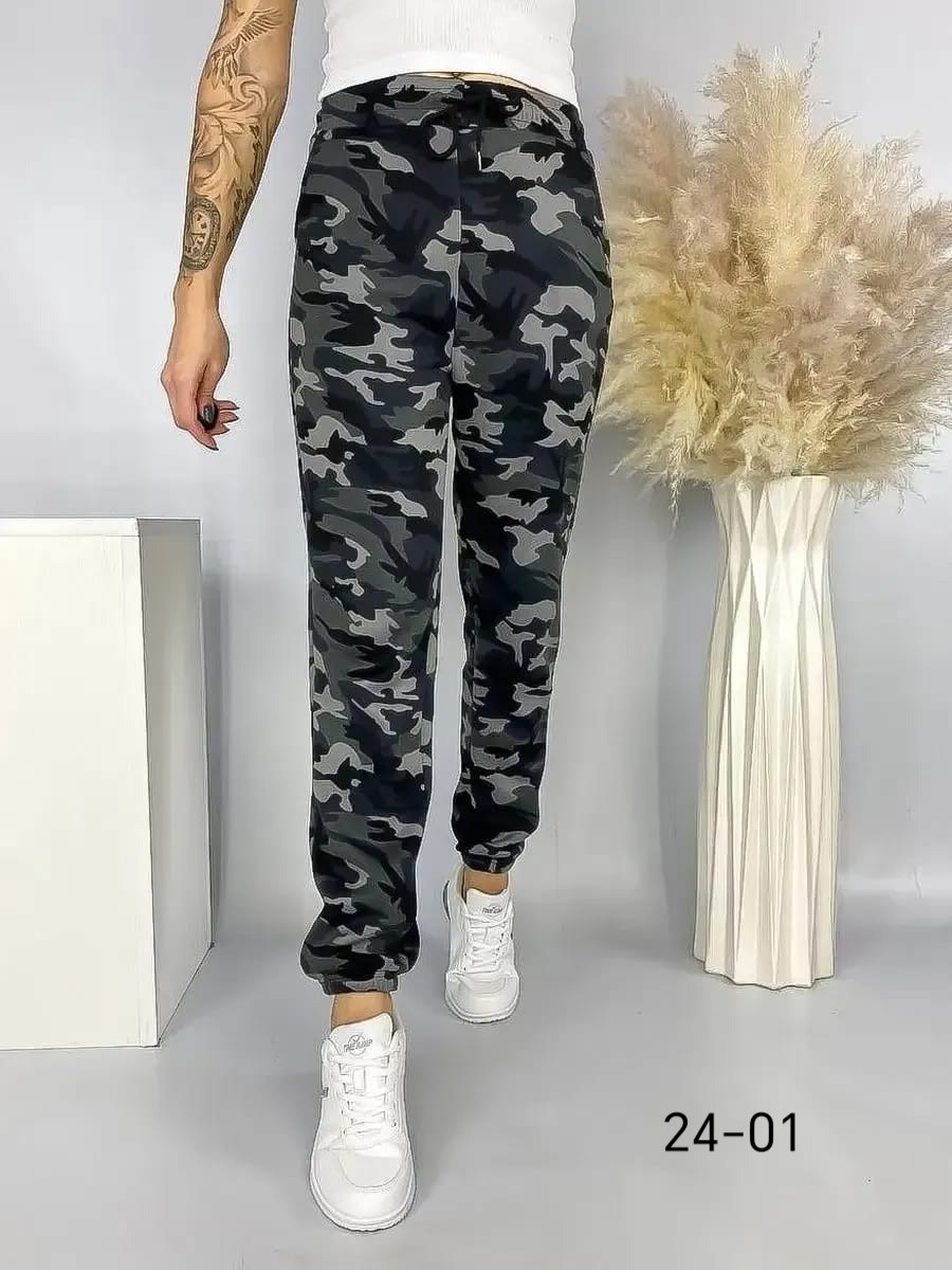 брюки карго камуфляж женские,джоггеры женские камуфляжные,женские камуфляжные брюки-карго с высокой талией,камуфляжные лосины женские,камуфляжные штаны