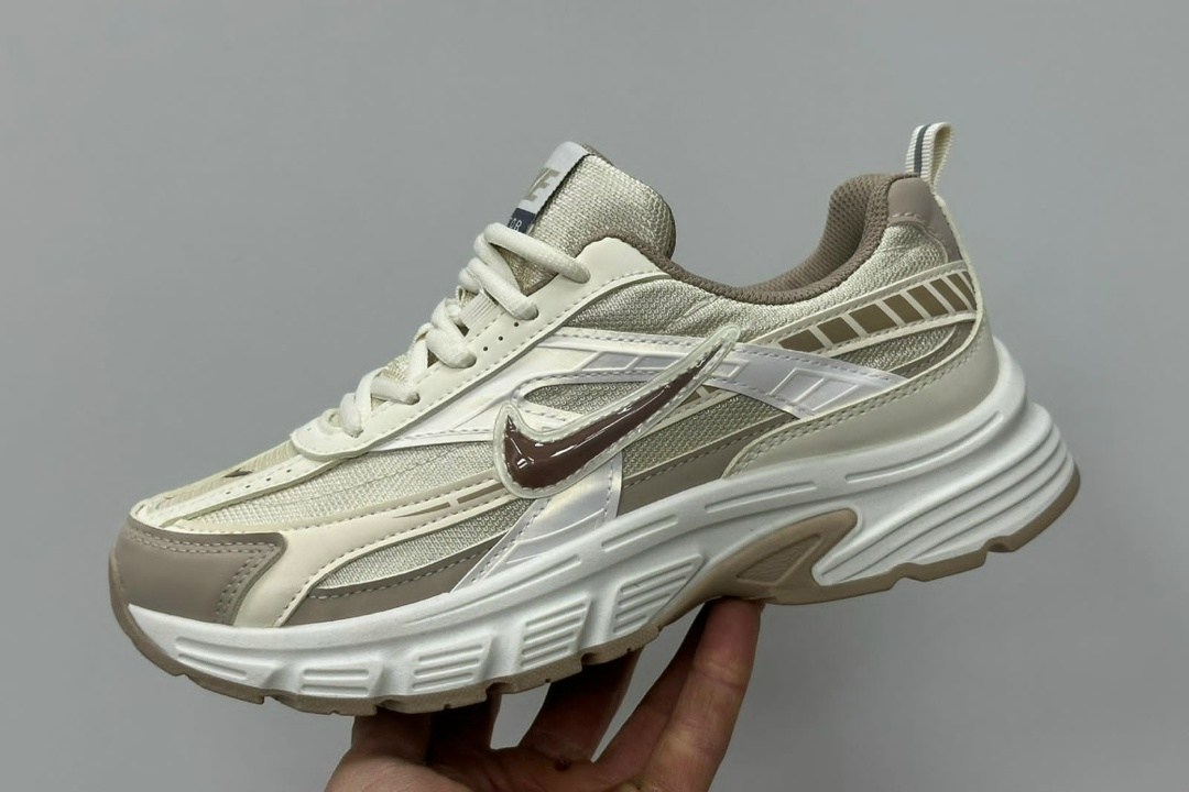 кроссовки женские nike initiator fq6873 101 белые,кроссовки nike initiator,кроссовки,nike кроссовки,белые кроссовки nike initiator