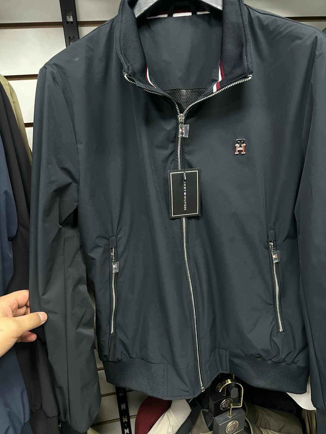 мужская куртка бомбер,куртка бомбер,бомбер армани,куртка мужская,мужская куртк