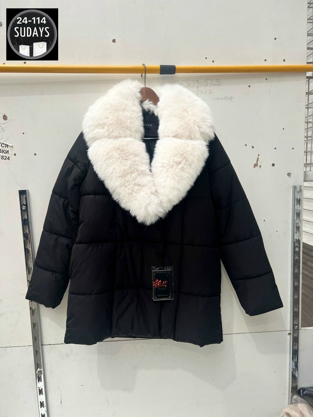 стильные пуховики,пуховики с мехом,зимняя женская куртка,пуховик женский с мехом,зимняя куртка