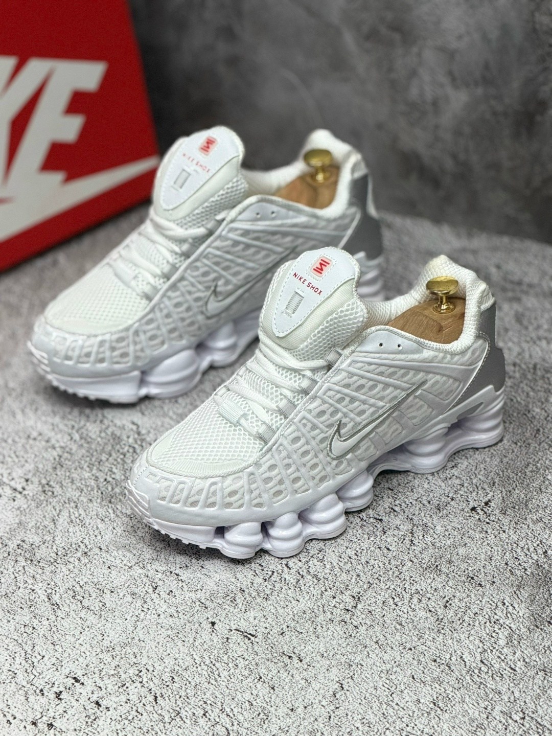 nike shox tl white metallic silver,nike shox tl "white metallic silver" кроссовки,nike shox tl white,кроссовки nike shox tl,кроссовки nike shox