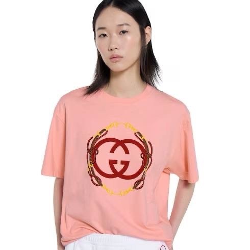 футболка gucci,gucci футболка женская,футболки модные,футболка розовая gucci розовый,футболки гуччи