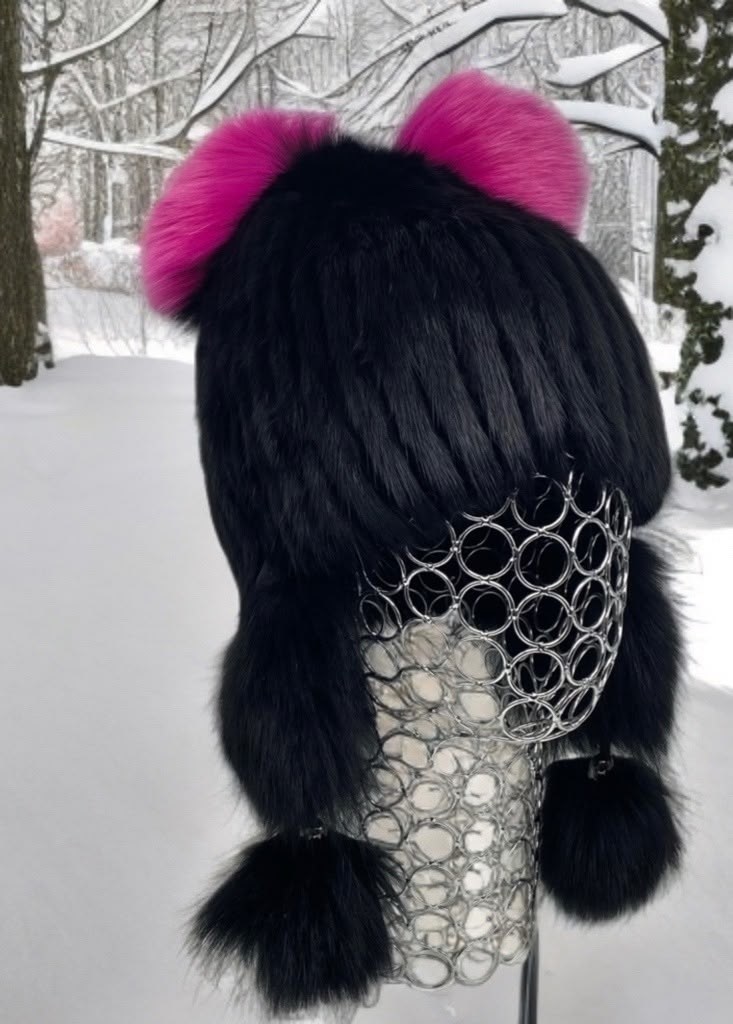 женская меховая шапка,шапка с ушками и помпоном,шапка меховая,шапка зимняя меховая,шапка меховая с ушками