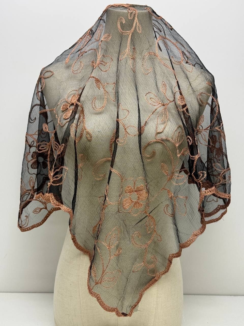 кружевной шарф,кружевной платок,шарф с цветочной вышивкой,ажурный шарф,женский шелковый шарф