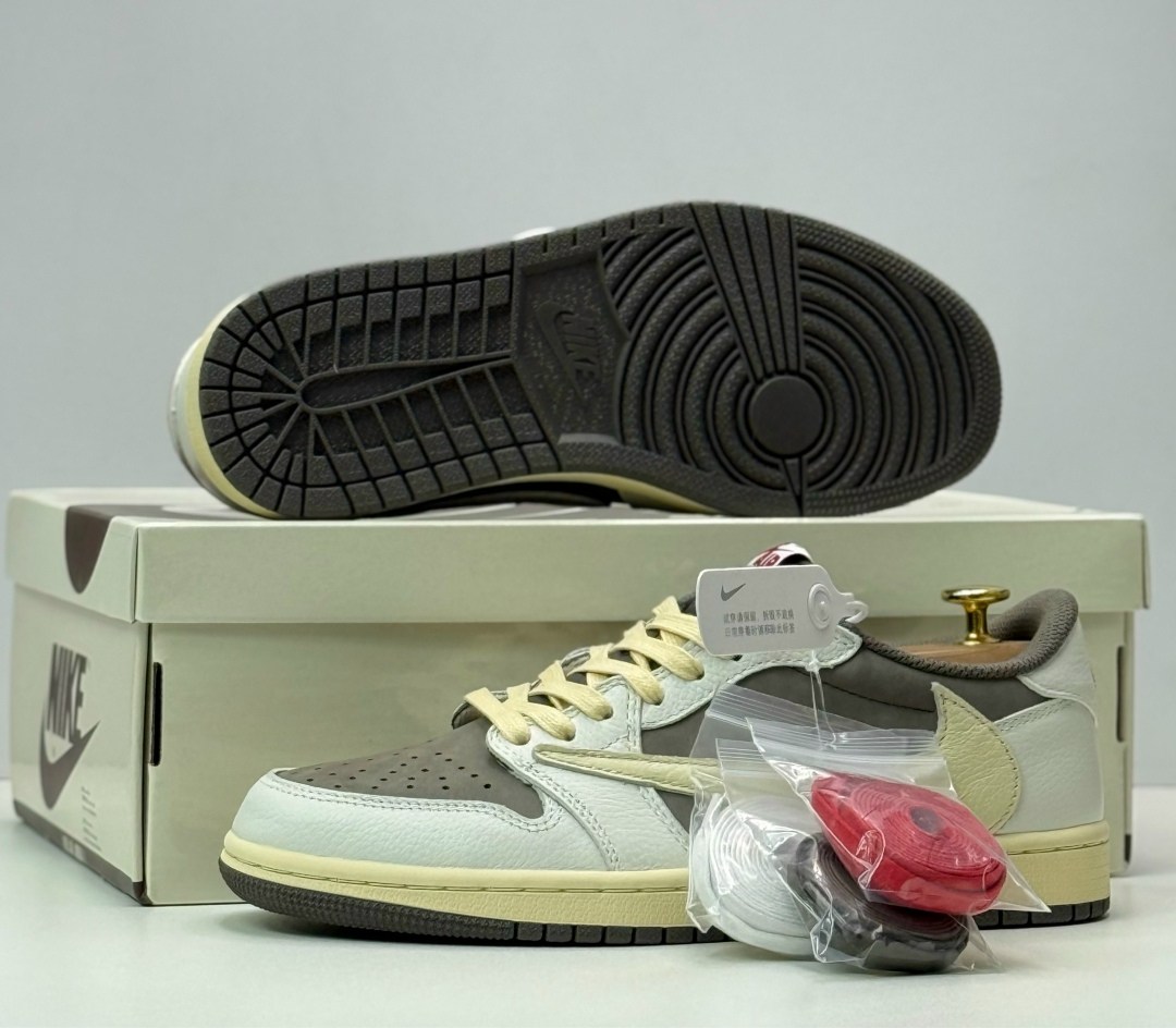 nike air jordan 1 low travis scott reverse mocha,кроссовки nike air jordan 1 low x travis scott,кроссовки travis scott x air jordan 1 low,nike air jordan 1 low travis scott,air jordan 1 low travis sco