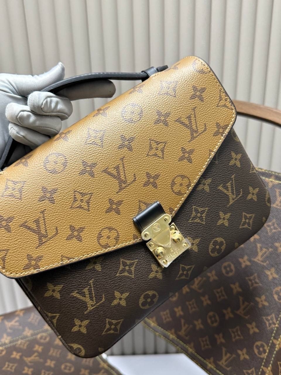 сумка louis vuitton pochette metis,сумка louis vuitton,сумка louis vuitton женская,louis vuitton pochette metis,сумка луи виттон